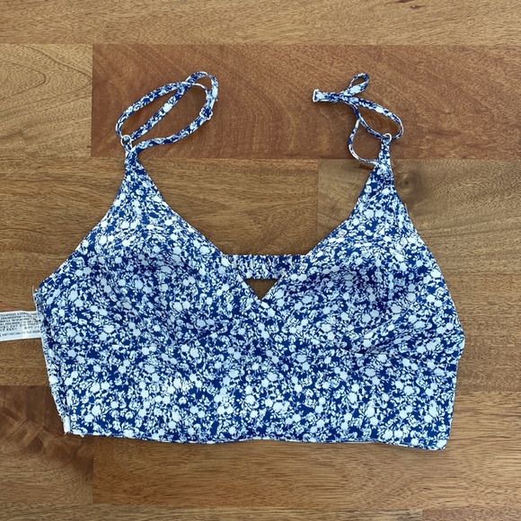 Zara Floral Print Top - Picture 5 of 11